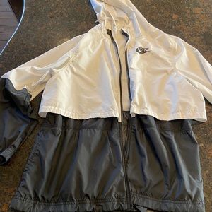 Nike Women’s jacket size large